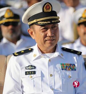 61岁的袁誉柏是中国首位担任战区司令的海军将领。(互联网) 61岁的袁誉柏是中国首位担任战区司令的海军将领。(互联网)
