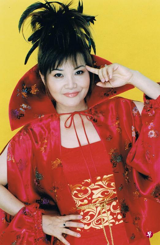 龙飘飘的先生是新加坡公民,家婆住在本地,所以她偶尔也会来新。(Biz Trends提供) 龙飘飘的先生是新加坡公民,家婆住在本地,所以她偶尔也会来新。(Biz Trends提供)