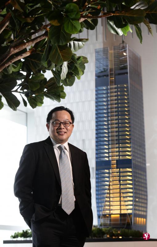 星狮地产商业产业主管刘志华认为,本地办公空间供应明年起会减少,办公楼租金市场今年底也会开始回弹,而星狮大厦项目将处于租金上扬的有利局势。(陈渊庄摄) 星狮地产商业产业主管刘志华认为,本地办公空间供应明年起会减少,办公楼租金市场今年底也会开始回弹,而星狮大厦项目将处于租金上扬的有利局势。(陈渊庄摄)