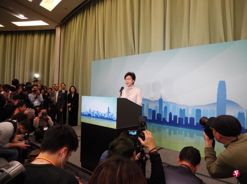 在1200人的选委会中,林郑月娥预计已得到至少400票支持。(档案照) 在1200人的选委会中,林郑月娥预计已得到至少400票支持。(档案照)