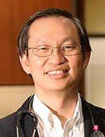 本地著名癌症专科医生洪炳添去年被新加坡医药理事会处分,罚款2万5000元。他不满指控成立提出上诉,医理会则认为刑罚过轻促请法庭吊销他的行医执照。(档案照片) 本地著名癌症专科医生洪炳添去年被新加坡医药理事会处分,罚款2万5000元。他不满指控成立提出上诉,医理会则认为刑罚过轻促请法庭吊销他的行医执照。(档案照片)