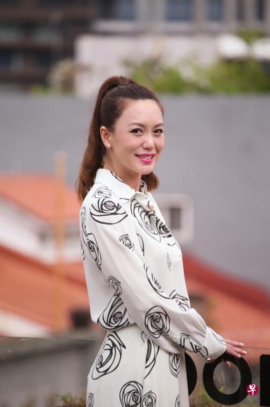 郭妃丽经常飞澳大利亚探望丈夫的两个成年孩子。 郭妃丽经常飞澳大利亚探望丈夫的两个成年孩子。