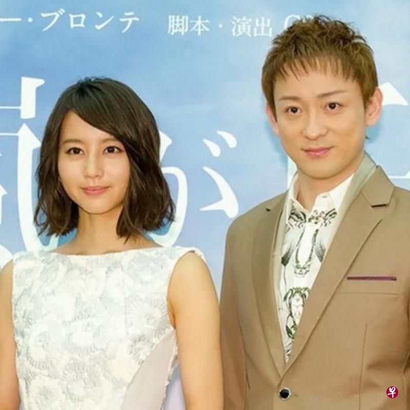 堀北真希(左)和山本耕史去年8月闪婚,去年生下宝宝后,于昨日凌晨宣布引退。(网络图) 堀北真希(左)和山本耕史去年8月闪婚,去年生下宝宝后,于昨日凌晨宣布引退。(网络图)