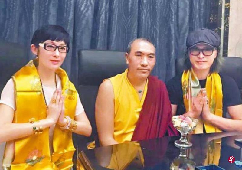 张敏(左)坦承她与师兄梵(右)因有共同信仰而合得来。 张敏(左)坦承她与师兄梵(右)因有共同信仰而合得来。