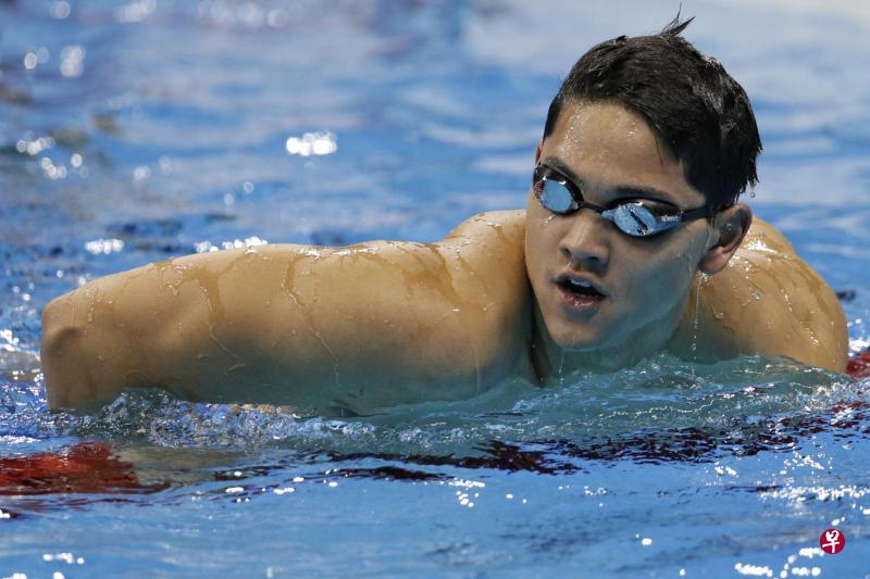 我国泳将约瑟林在男子4X100码混合泳接力赛第三棒中,游出优于去年夺冠的成绩。(档案照片) 我国泳将约瑟林在男子4X100码混合泳接力赛第三棒中,游出优于去年夺冠的成绩。(档案照片)