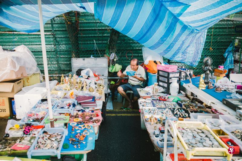 本地唯一的传统旧货市场“结霜桥旧货市场”,即将走入历史。 本地唯一的传统旧货市场“结霜桥旧货市场”,即将走入历史。