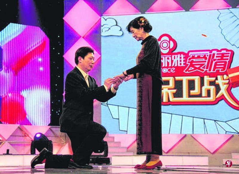 《爱情保卫战》通过四个小单元剖析嘉宾的感情问题,并经过专家调解,让他们走出困惑。(网络图) 《爱情保卫战》通过四个小单元剖析嘉宾的感情问题,并经过专家调解,让他们走出困惑。(网络图)