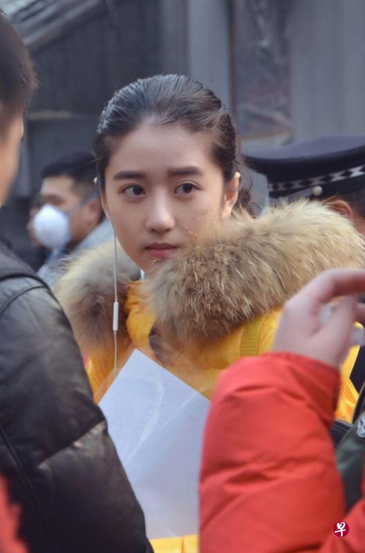李凯馨在北京电影学院应考时被当地电视台拍到,封为“最美艺考生”之一。(权怡凤提供) 李凯馨在北京电影学院应考时被当地电视台拍到,封为“最美艺考生”之一。(权怡凤提供)