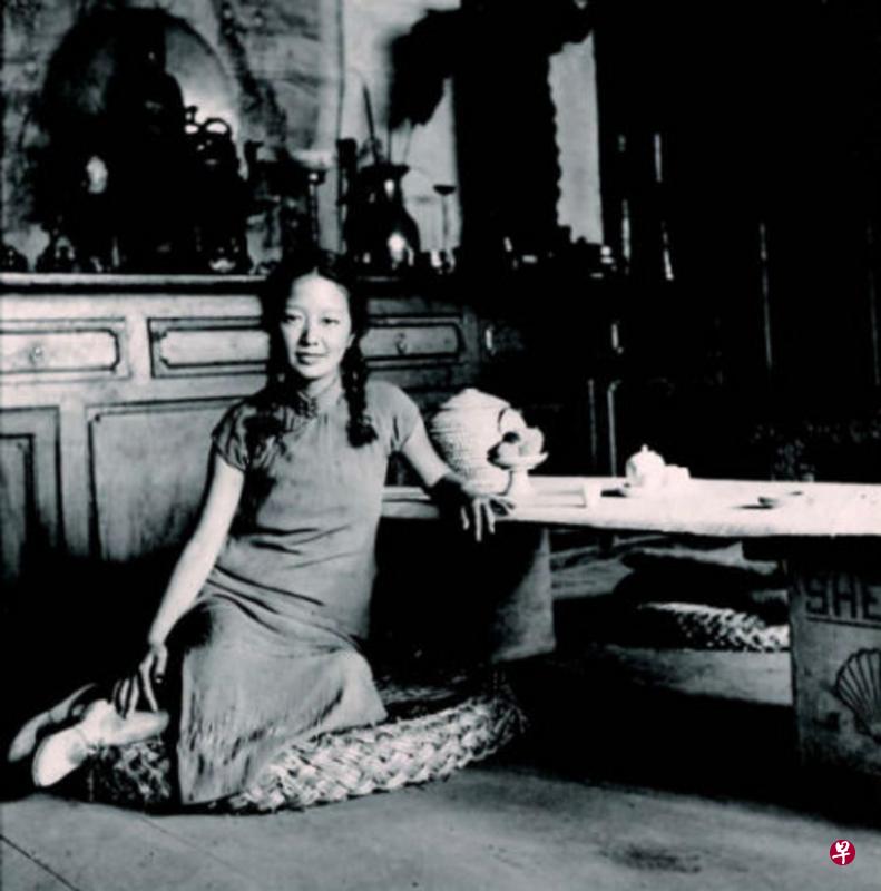 1940年张充和在呈贡的“云龙庵”。(网络照) 1940年张充和在呈贡的“云龙庵”。(网络照)