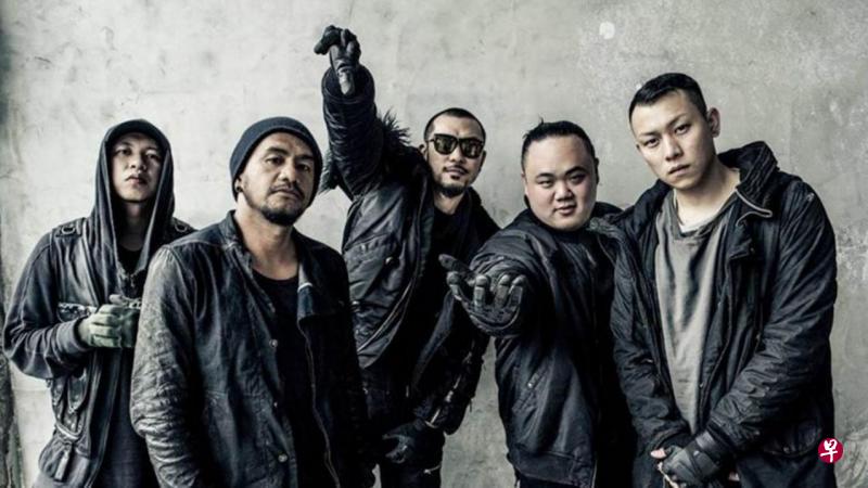 “兄弟本色”的新歌成为排行榜冠军,但这个组合4月底已宣布解散。(网络图) “兄弟本色”的新歌成为排行榜冠军,但这个组合4月底已宣布解散。(网络图)