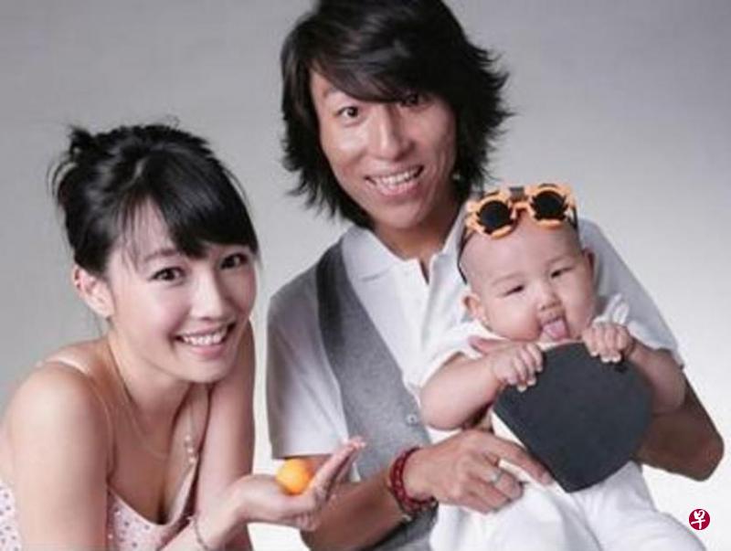 陈羽凡(右)和白百何离婚后,为了儿子忍辱负重。(档案图) 陈羽凡(右)和白百何离婚后,为了儿子忍辱负重。(档案图)
