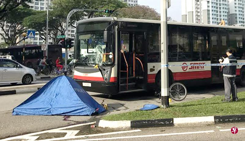 44岁脚车骑士被巴士撞倒后，不治身亡。