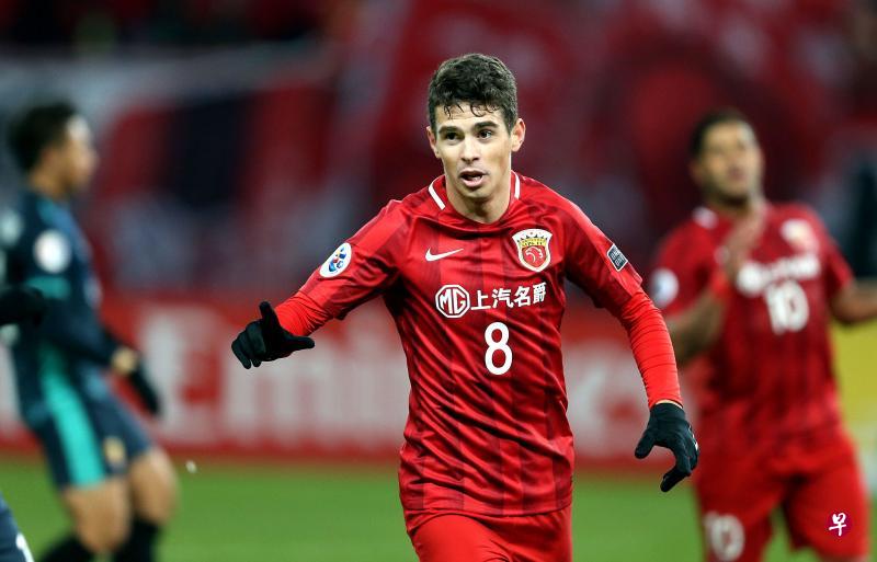 上海上港的巴西籍球员奥斯卡的6000万欧元转会费是目前的亚洲纪录。(新华社) 上海上港的巴西籍球员奥斯卡的6000万欧元转会费是目前的亚洲纪录。(新华社)