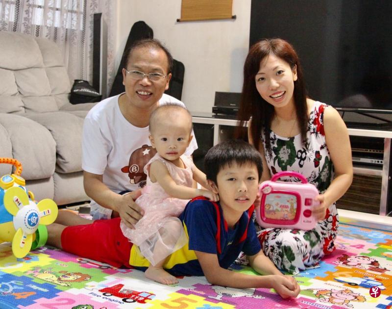 董玉振与太太周妍、读小四的儿子铧仁及一岁多的女儿钧慈。（受访者提供）