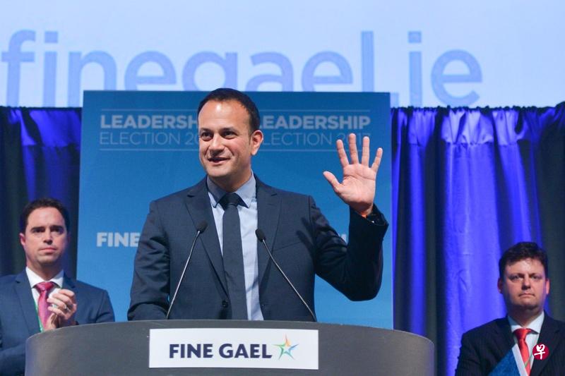 瓦拉德卡是爱尔兰历来最年轻和首位同性恋领导人。(互联网) 瓦拉德卡是爱尔兰历来最年轻和首位同性恋领导人。(互联网)