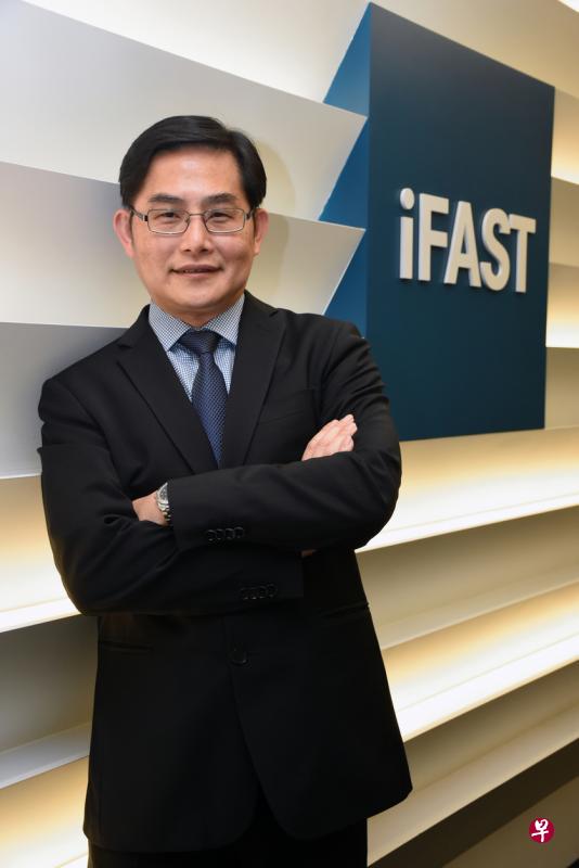 林长征:我们并不认为10元的最低佣金已见底,几年内可能跌至8元,我们将最有条件提供具竞争力的价格。(档案照片) 林长征:我们并不认为10元的最低佣金已见底,几年内可能跌至8元,我们将最有条件提供具竞争力的价格。(档案照片)