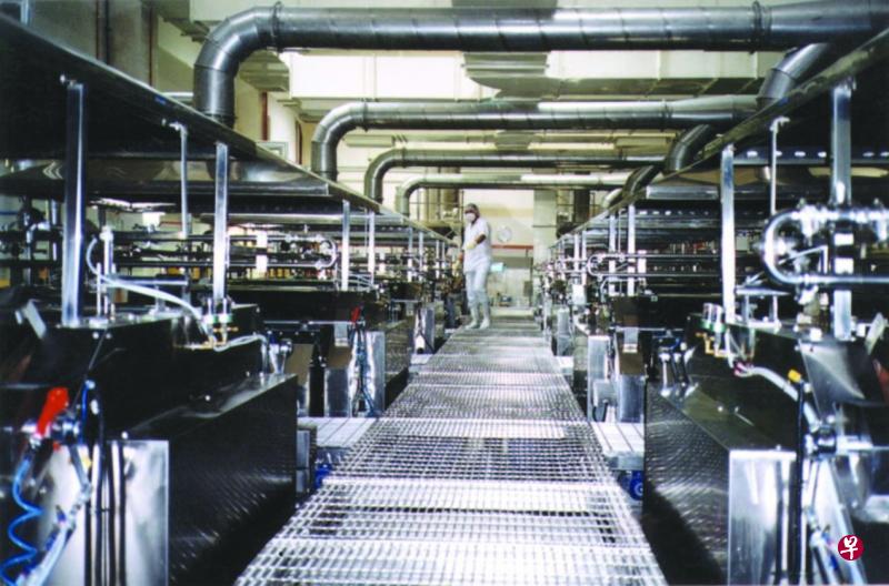 仙妮蕾德在高度卫生和控制的环境里生产产品。 仙妮蕾德在高度卫生和控制的环境里生产产品。