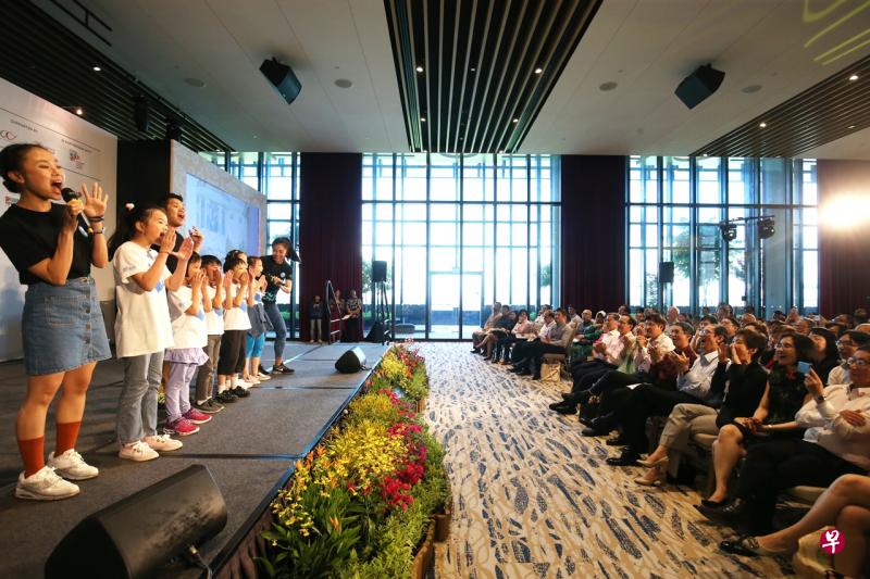 今年的活动围绕“讲故事、说故事”,其中亮点是首次举办的《我的故事》华语演讲比赛。(摄影/邝启聪) 今年的活动围绕“讲故事、说故事”,其中亮点是首次举办的《我的故事》华语演讲比赛。(摄影/邝启聪)
