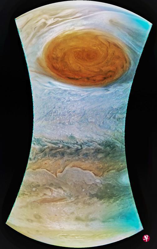 美国宇航局发布木星探测器朱诺,从太阳系著名风暴系统“大红斑”正上方飞过拍到的图像。(法新社) 美国宇航局发布木星探测器朱诺,从太阳系著名风暴系统“大红斑”正上方飞过拍到的图像。(法新社)