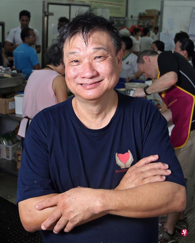 郑东尼创办“愿之心”协助孤苦老人、孤儿及贫困家庭而获奖。(档案照片) 郑东尼创办“愿之心”协助孤苦老人、孤儿及贫困家庭而获奖。(档案照片)