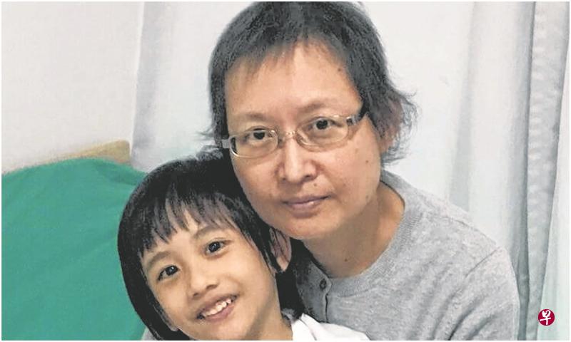患癌单亲妈妈谭芝敏(译音)和她的五岁儿子。(Give Asia) 患癌单亲妈妈谭芝敏(译音)和她的五岁儿子。(Give Asia)