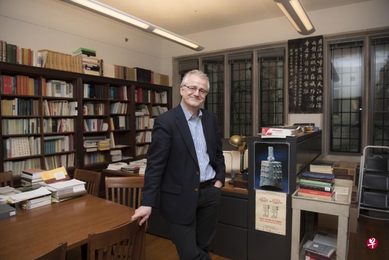 柯马丁教授为美国普林斯顿大学东亚系主任。 柯马丁教授为美国普林斯顿大学东亚系主任。