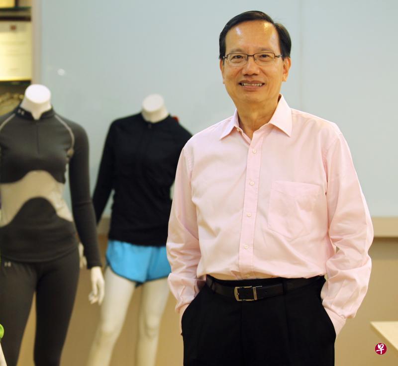 宗乡总会秘书长、新加坡华乐团董事会主席、广惠肇留医院主席兼信托人李国基,在今年国庆获颁功绩奖章。(档案照片) 宗乡总会秘书长、新加坡华乐团董事会主席、广惠肇留医院主席兼信托人李国基,在今年国庆获颁功绩奖章。(档案照片)