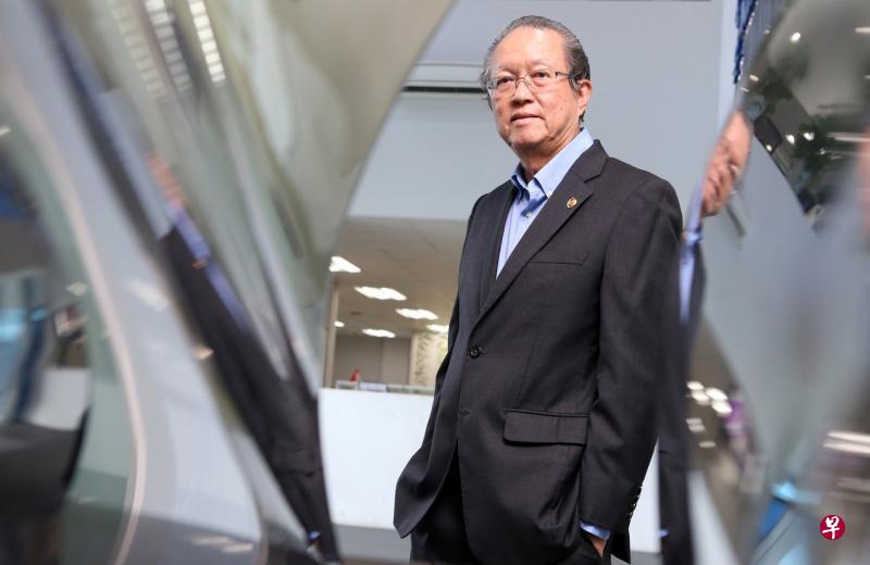 中华总商会荣誉董事刘泰山带领同僚积极协助本地中小企业发展,迎向经济转型。(邝启聪摄) 中华总商会荣誉董事刘泰山带领同僚积极协助本地中小企业发展,迎向经济转型。(邝启聪摄)