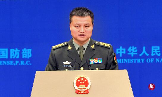 中国国防部新闻局原局长、发言人杨宇军以自主择业的方式退役(国防部网站) 中国国防部新闻局原局长、发言人杨宇军以自主择业的方式退役(国防部网站)