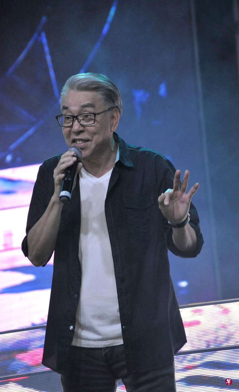 陈澍城昨晚到云阴殿献唱。 陈澍城昨晚到云阴殿献唱。