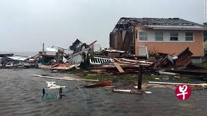 飓风哈维横扫得克萨斯州后,休斯敦周围沦为水灾灾区,多栋房舍遭积水入侵。(互联网) 飓风哈维横扫得克萨斯州后,休斯敦周围沦为水灾灾区,多栋房舍遭积水入侵。(互联网)