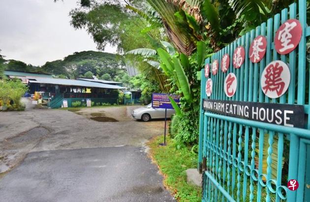 友联农场餐室的纸包鸡远近驰名,明天将走入历史。(档案照) 友联农场餐室的纸包鸡远近驰名,明天将走入历史。(档案照)