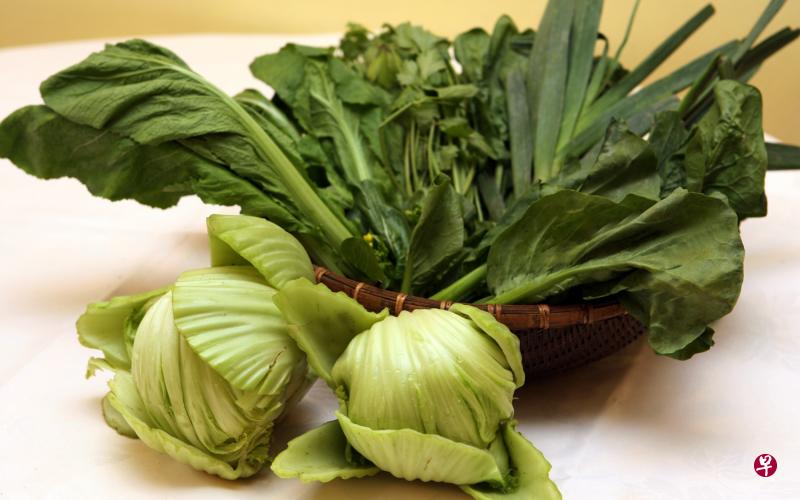 多吃绿叶蔬菜有助减低老年黄斑病变的风险。(档案照) 多吃绿叶蔬菜有助减低老年黄斑病变的风险。(档案照)