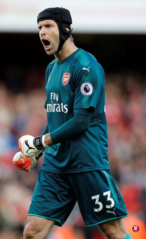 阿申纳门将切赫曾随切尔西夺得2012-13年赛季欧洲联赛冠军。(路透社) 阿申纳门将切赫曾随切尔西夺得2012-13年赛季欧洲联赛冠军。(路透社)