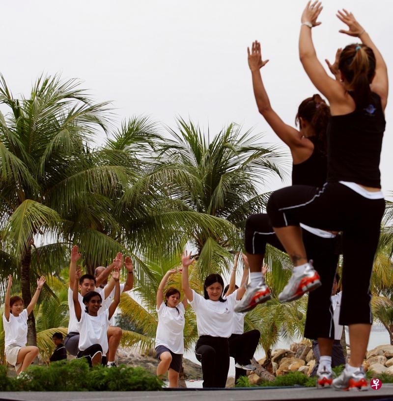 慢性病患者若医生的允许后,还是可以 运动,但建议结伴运动。(档案照) 慢性病患者若医生的允许后,还是可以 运动,但建议结伴运动。(档案照)