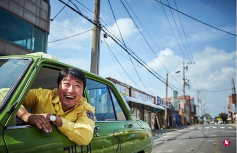 宋康昊演出的《我只是个计程车司机》创下近2000万观影人数。(互联网) 宋康昊演出的《我只是个计程车司机》创下近2000万观影人数。(互联网)