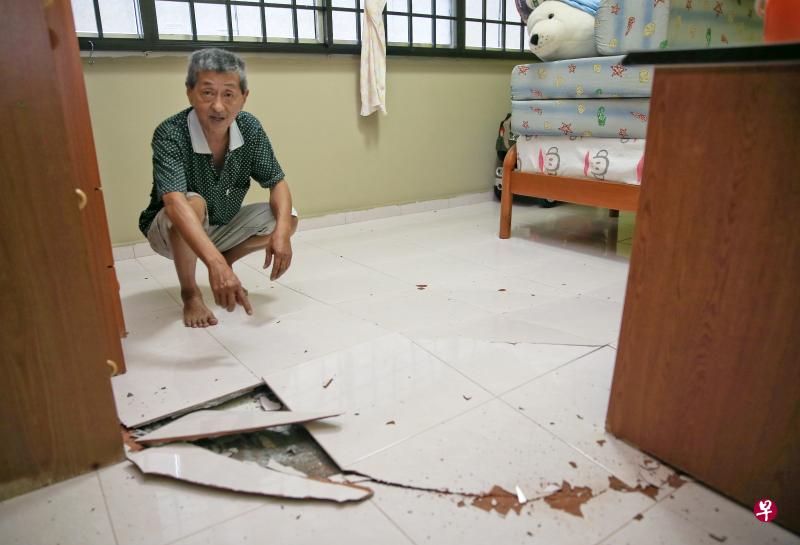 房间地砖突爆裂,吓坏雇主。 房间地砖突爆裂,吓坏雇主。