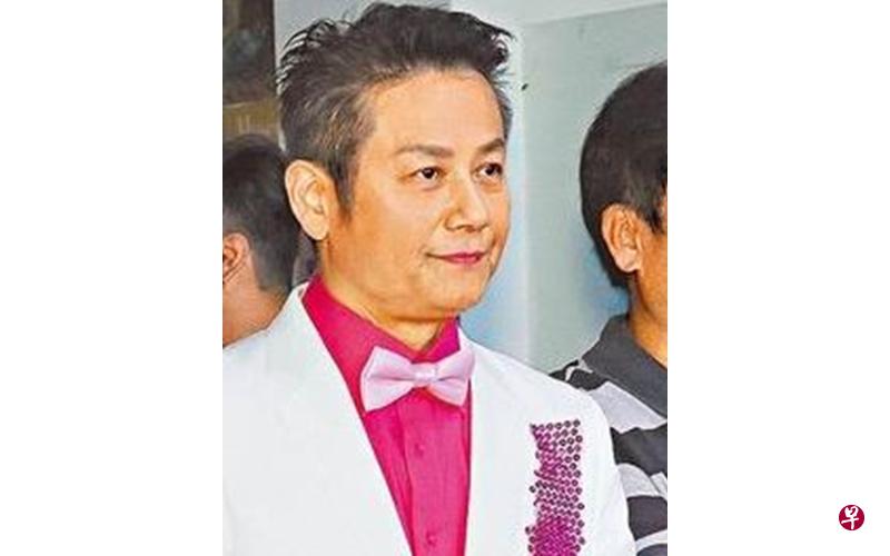 徐乃麟在风波后首度现身,录《天天乐财神》前先拜拜。 徐乃麟在风波后首度现身,录《天天乐财神》前先拜拜。
