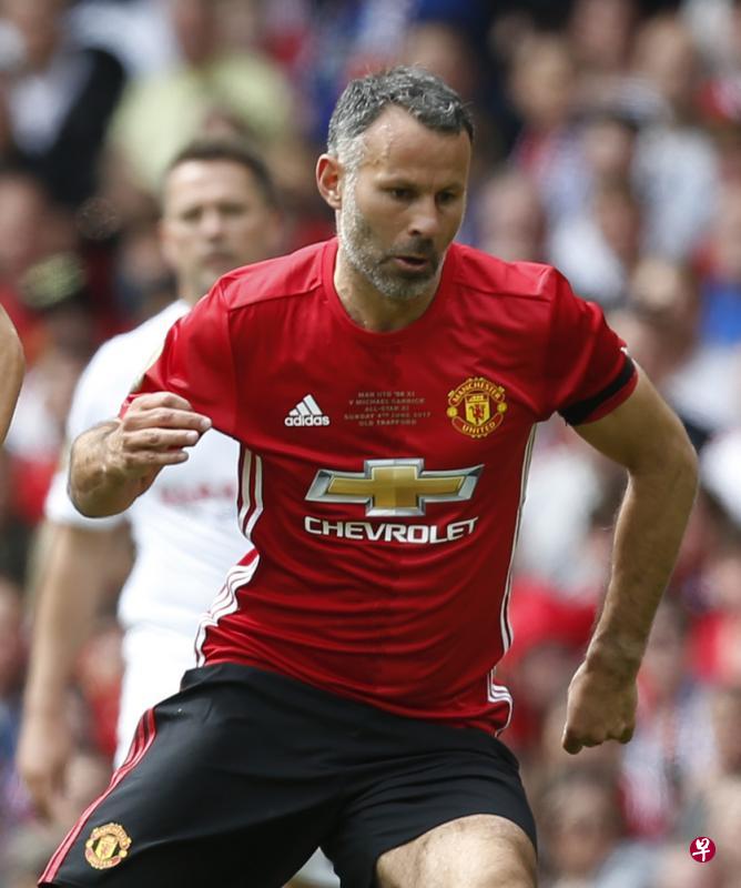 吉斯曾以代主帅身份率领曼联出战。(路透社) 吉斯曾以代主帅身份率领曼联出战。(路透社)