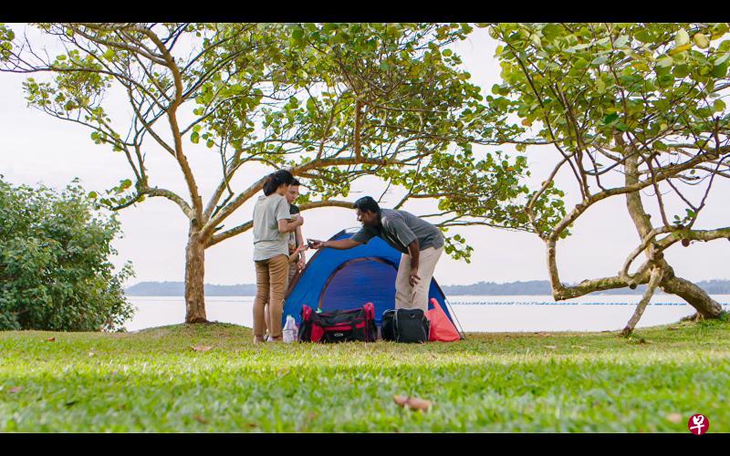 云晖翔为全国志愿服务与慈善中心打造包括“Shelter”在内的15部短片。(图片提供/Blue3Asia) 云晖翔为全国志愿服务与慈善中心打造包括“Shelter”在内的15部短片。(图片提供/Blue3Asia)