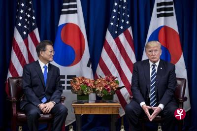 特朗普和文在寅上一次会晤是9月21日在纽约出席第72届联合国大会的时候。(法新社) 特朗普和文在寅上一次会晤是9月21日在纽约出席第72届联合国大会的时候。(法新社)