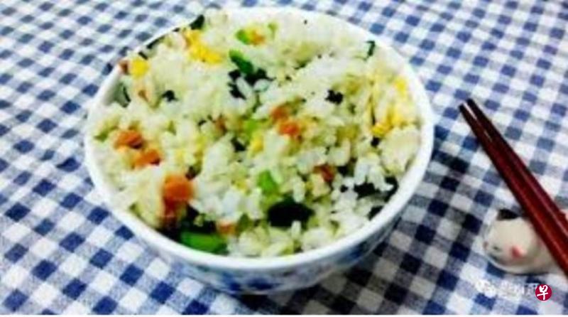 潮州人的“芥兰饭”。