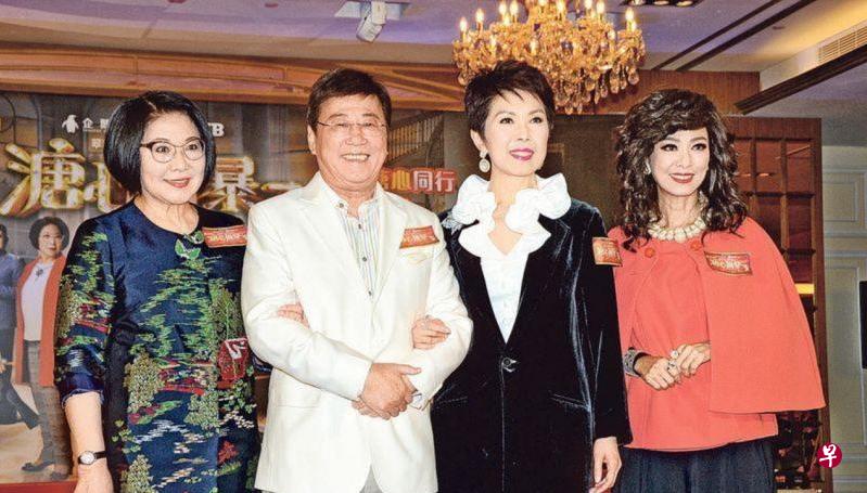 四大“溏心骨干”李司棋(左起)、夏雨、关菊英、米雪。(明报图) 四大“溏心骨干”李司棋(左起)、夏雨、关菊英、米雪。(明报图)