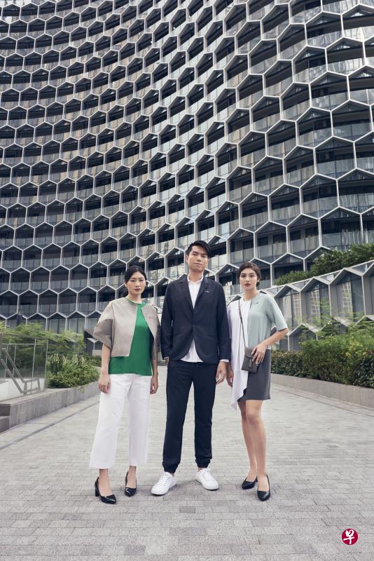 Andaz酒店请本地品牌In Good Company设计专属服装系列,舒适感和时尚感兼具。员工可任选自己最喜欢的款式。(Andaz提供) Andaz酒店请本地品牌In Good Company设计专属服装系列,舒适感和时尚感兼具。员工可任选自己最喜欢的款式。(Andaz提供)