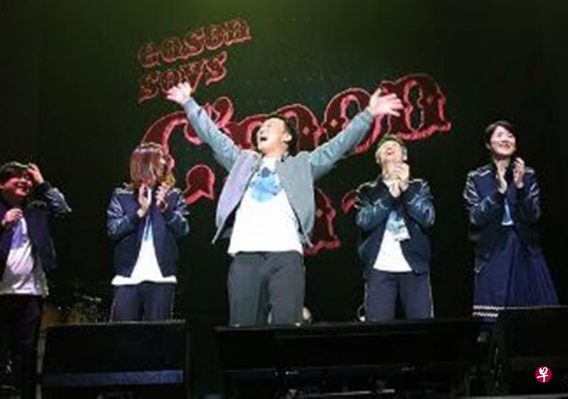 陈奕迅又唱又跳又说又搞笑,演唱会音乐性与娱乐性兼具。(ONE Production提供) 陈奕迅又唱又跳又说又搞笑,演唱会音乐性与娱乐性兼具。(ONE Production提供)