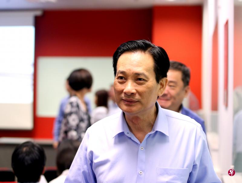 SMRT主席佘文民今年10月16日出席记者会,汇报碧山站和布莱德站之间隧道积水的调查结果。(档案照片) SMRT主席佘文民今年10月16日出席记者会,汇报碧山站和布莱德站之间隧道积水的调查结果。(档案照片)