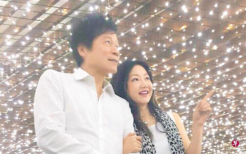 洪荣宏与张静沄因演出彩排,日久生情而擦出爱火。(互联网) 洪荣宏与张静沄因演出彩排,日久生情而擦出爱火。(互联网)