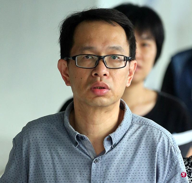 被告罗德坤撞了人不停车,还死不认罪,被判入狱吊牌。(海峡时报) 被告罗德坤撞了人不停车,还死不认罪,被判入狱吊牌。(海峡时报)