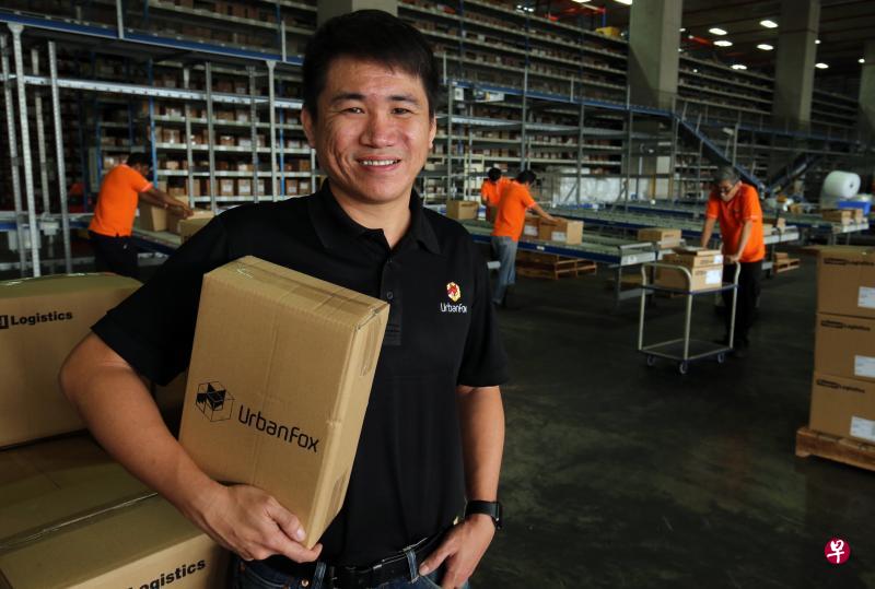 优狐董事经理蔡顺兴:我最初也没有意料到吉宝物流会对成立没多少年的Courex有兴趣,感到受宠若惊。(邬福梁摄) 优狐董事经理蔡顺兴:我最初也没有意料到吉宝物流会对成立没多少年的Courex有兴趣,感到受宠若惊。(邬福梁摄)