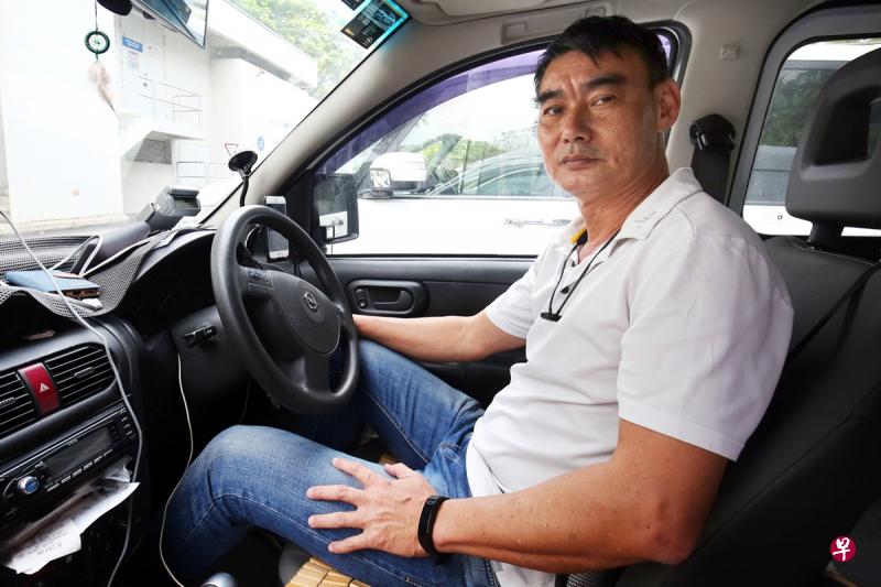 黄惠忠原以为能通过送餐赚取每周1750元的外快,尝试后才发现难以办到。(萧紫微摄影) 黄惠忠原以为能通过送餐赚取每周1750元的外快,尝试后才发现难以办到。(萧紫微摄影)